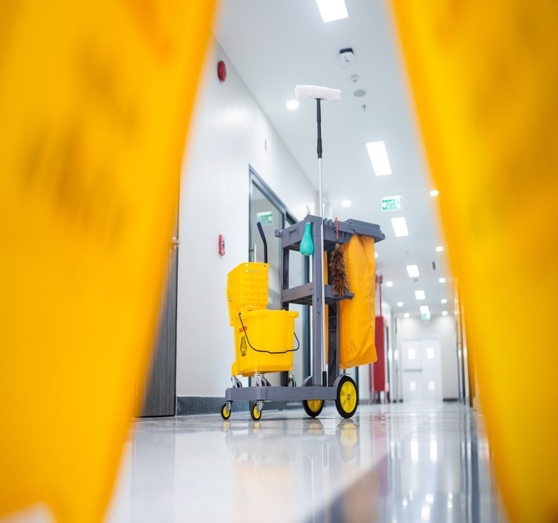 خدمة تنظيف النشاطات التجارية | Commercial cleaning service